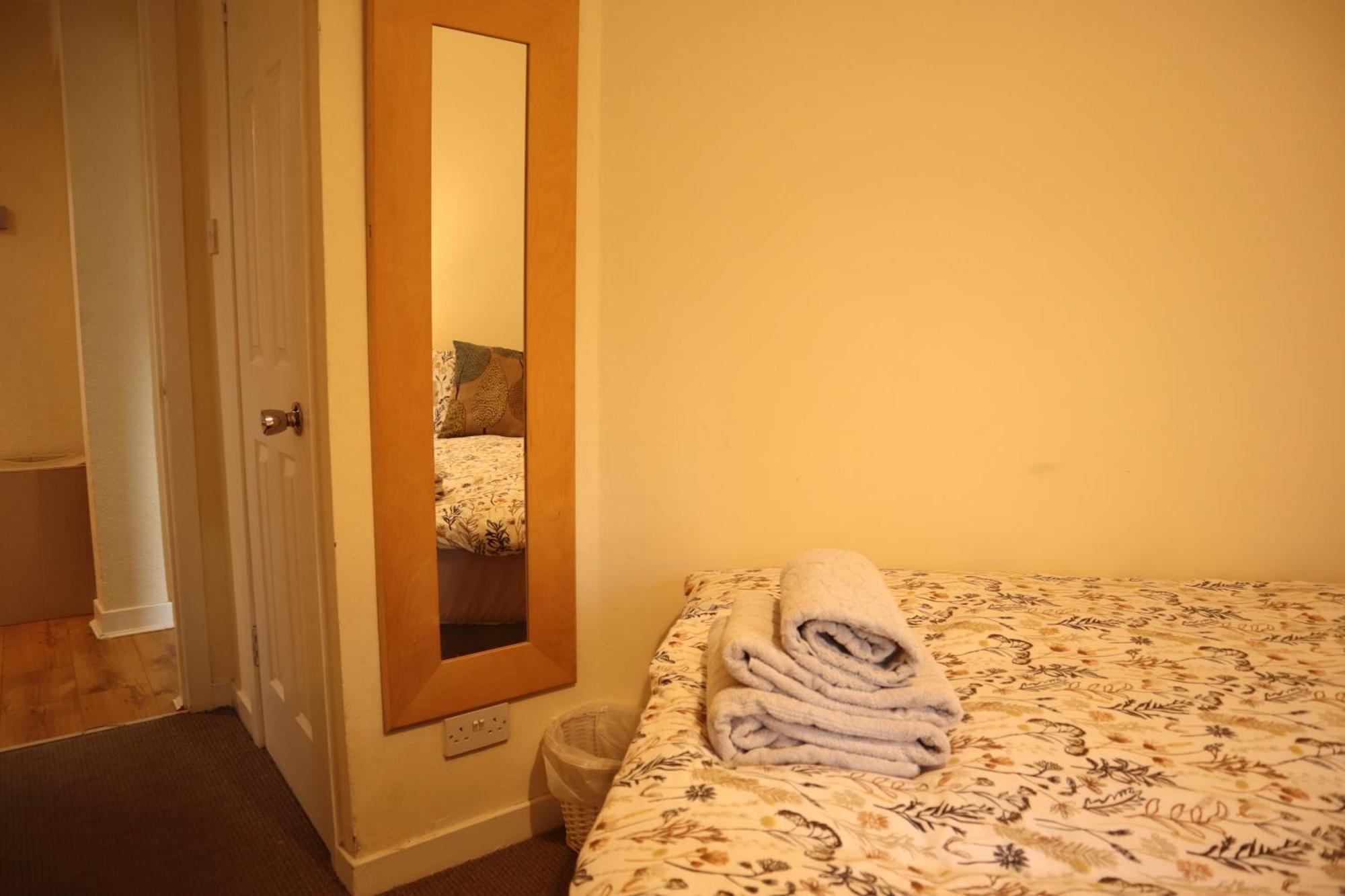 3 Bedrooms Flat In Central Edinburgh Old Town Sleeps 6 Exterior foto
